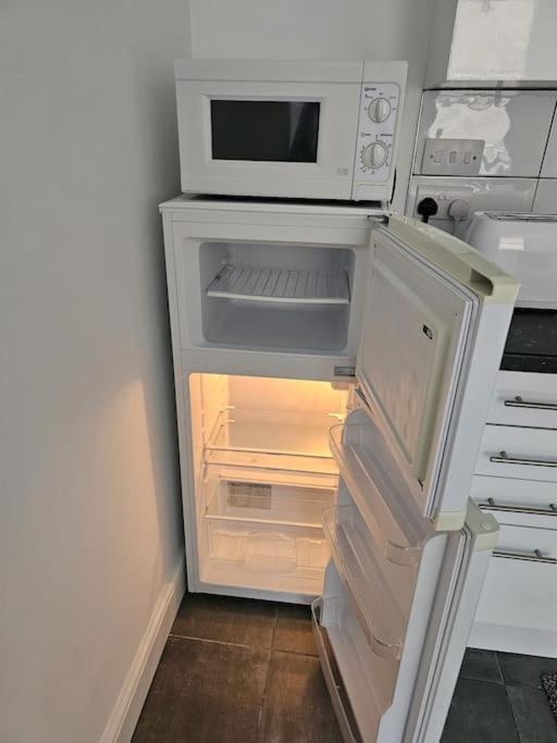Super Value Bath Street Flat Apartamento Ilkeston Exterior foto