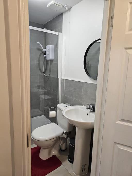 Super Value Bath Street Flat Apartamento Ilkeston Exterior foto