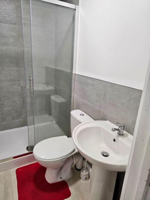 Super Value Bath Street Flat Apartamento Ilkeston Exterior foto