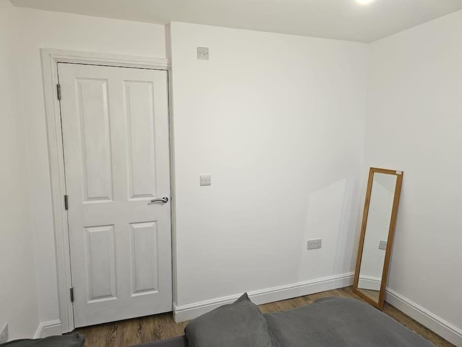 Super Value Bath Street Flat Apartamento Ilkeston Exterior foto