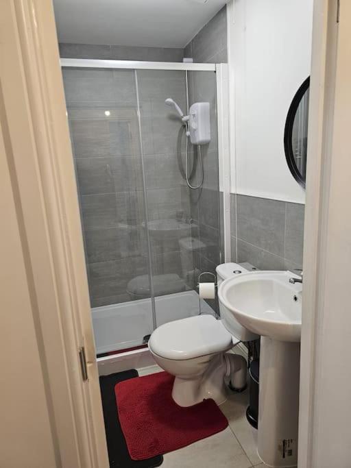 Super Value Bath Street Flat Apartamento Ilkeston Exterior foto
